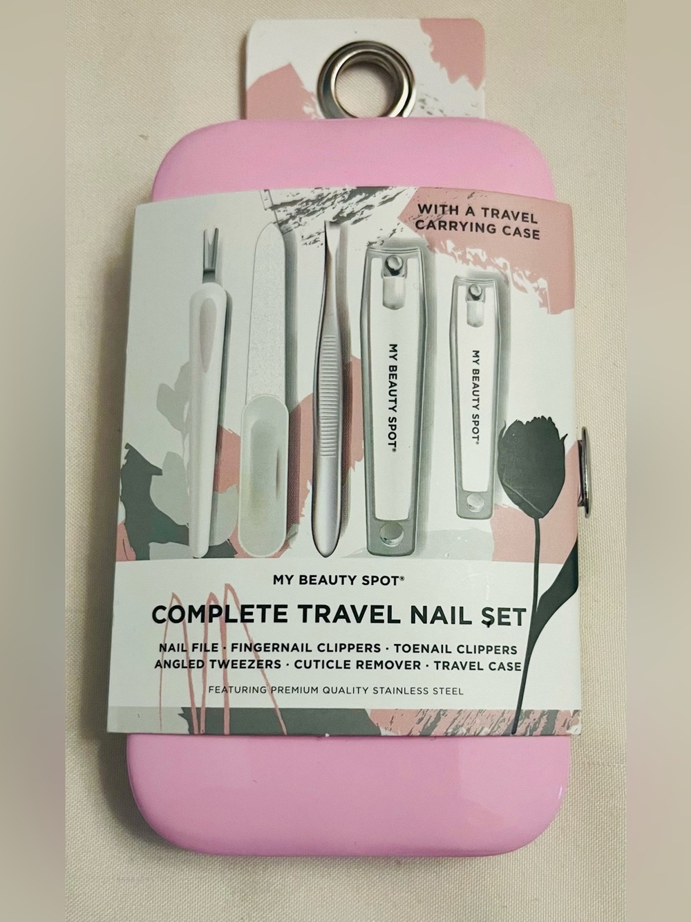 MUSE 6-Piece Beauty Bundle with eyeliner, nail kit, argan oil, gel nails & Gift - Picture 7 of 7